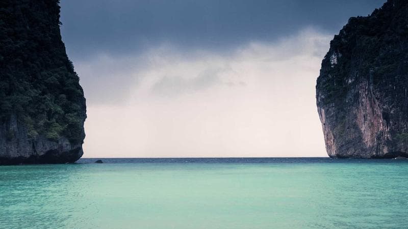 Sultan Andara Bagi-bagi Iphone 15 Pro Max Sekardus buat Karyawan